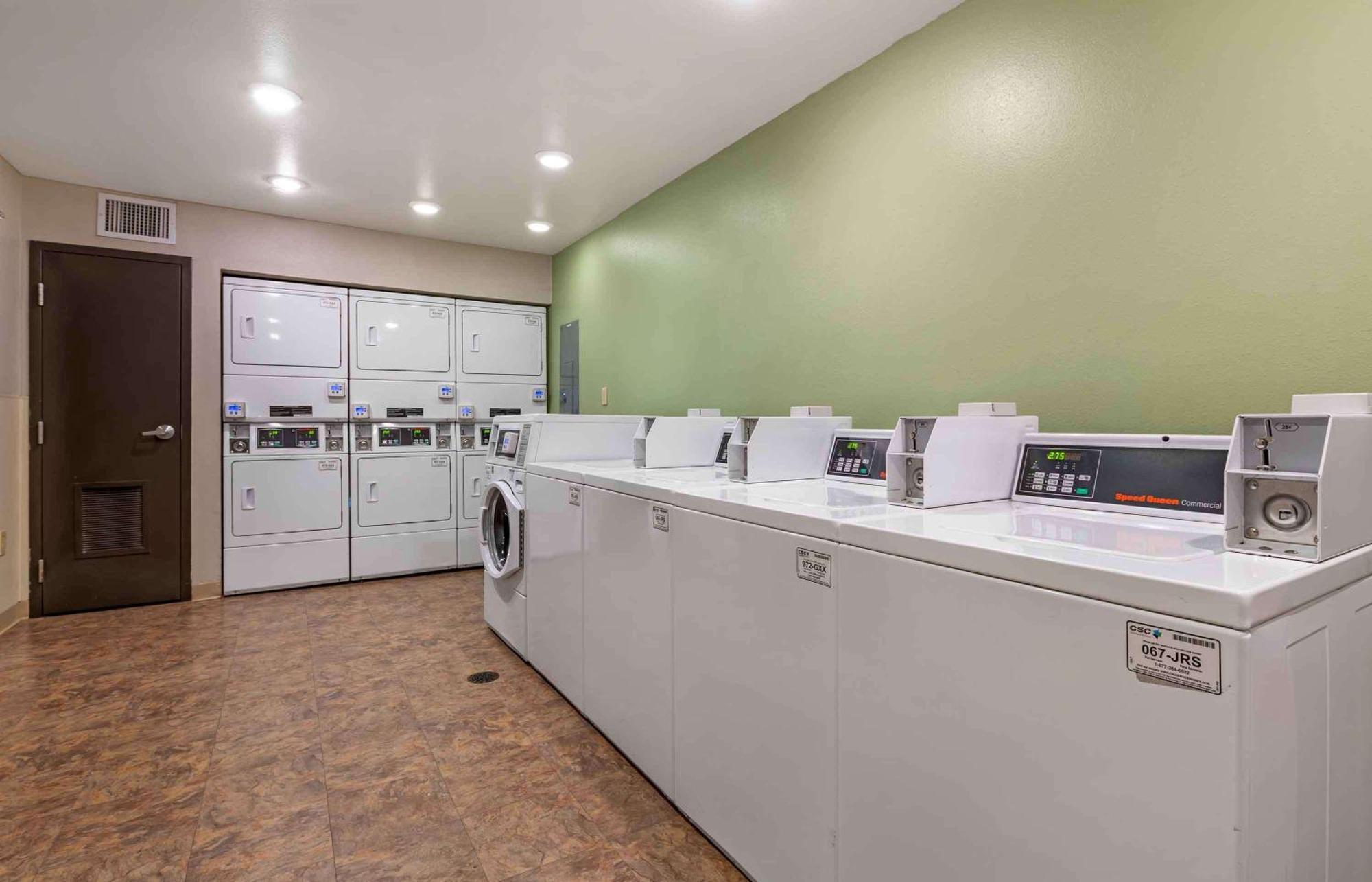 Extended Stay America Select Suites - Cincinnati - Florence - Airport Eksteriør billede